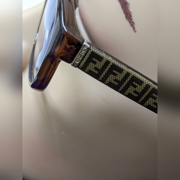 Fendi optical frame #529 - Picture 1 of 15